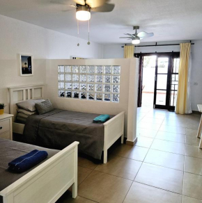 Studio On Peaceful Complex Port Royal K007